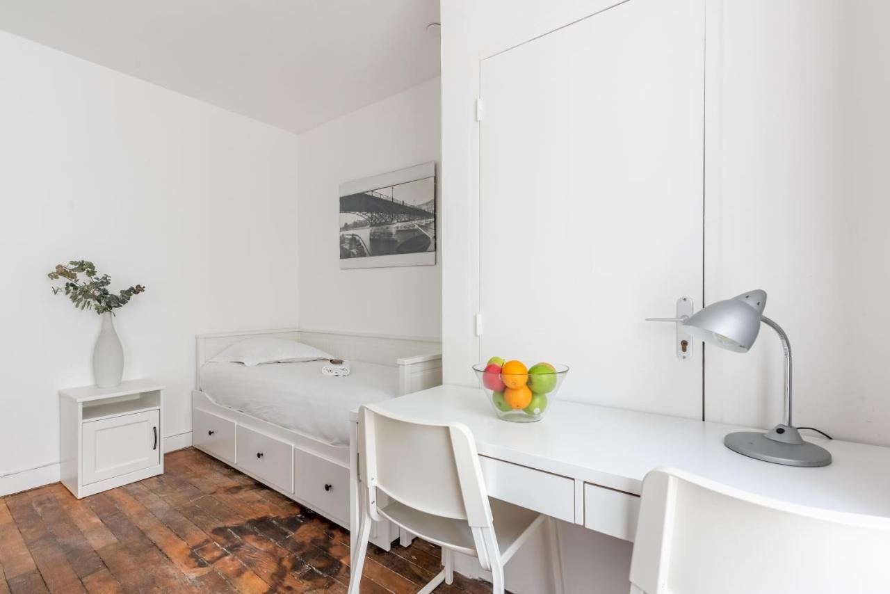 Appartement Magenta Quest Paris Bagian luar foto